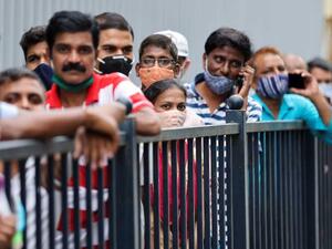  موجة دلتا تتراجع في آسيا الناشئة لكن تظل هناك رياح معاكسة أخرى 