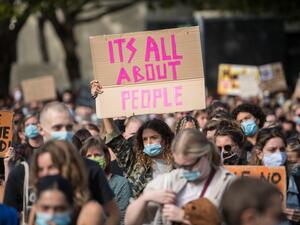 Migrants demand right to vote in German general elections