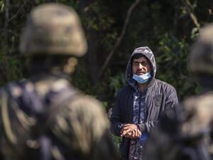 Poland weighs declaring emergency to combat migrants flood pushed by Belarus