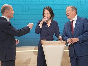 Three Candidates for German chancellor face off in election debate