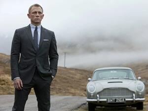 Daniel Craig