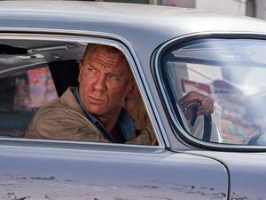Bond in Matera