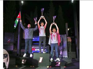 سامي جو أبي نخلة بطل "كأس تويوتا جازو للسباقات الرقمية في الشرق الأوسط وشمال أفريقيا" في دورته الأولى