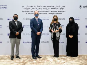 مجموعة موانئ أبوظبي وجامعة نيويورك أبوظبي تتعاونان في بحوث متقدمة حول إعادة توطين الشعاب المرجانية