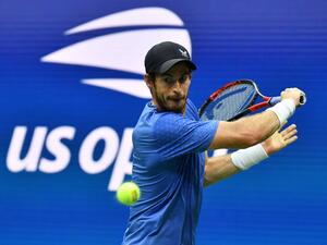 Britain's Andy Murray hits a return to Greece's Stefanos Tsitsipas during their 2021 US Open Tennis tournament men's singles first round match at the USTA Billie Jean King National Tennis Center in New York, on August 30, 2021. (Photo: AFP)