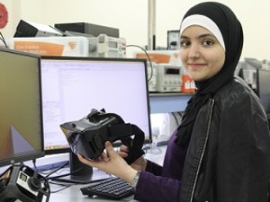 طلبة جامعة أبوظبي يستعرضون مشروعات بحثية مبتكرة في المؤتمر الدولي السابع للمرأة العربية في الحوسبة