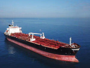 Lebanon-bound Iranian fuel ship enters Syrian territorial waters