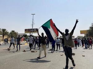 مراهنات خطيرة في السودان