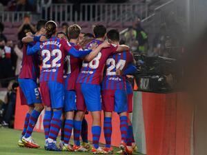 برشلونة يحتاج للفوز من أجل الحفاظ على آماله في التأهل للدور القادم