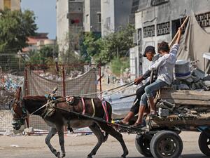 Qatar sends financial aid to Palestinians in Gaza