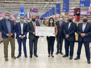 كارفور الأردن وجمعية صندوق الأمان لمستقبل الأيتام تختتمان حملتهما الخاصة لدعم المسيرة التعليمية للأيتام