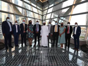 مركز دبي للسلع المتعددة يستقبل وزير الموارد المعدنية والتكنولوجيا الخضراء البوتسواني في بورصة دبي للماس