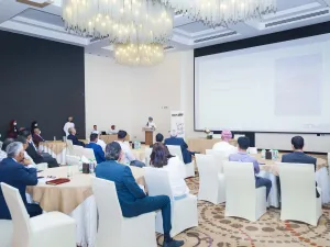 ميناء صحار يرسم آفاق توسعية واعدة في خدماته البحرية أمام وكلاء الشحن