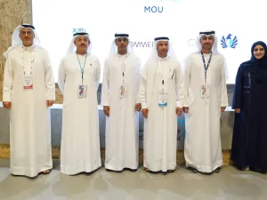 جمارك دبي تزود المنطقة الحرة بمطار دبي و "دبي الجنوب" بخدمات منصة التجارة الإلكترونية