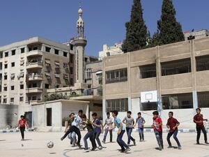 ميسي الذي خنق الفرق الشعبية.. وفتح بابا للتطرف