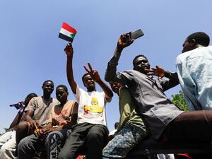 Anti-government protesters 