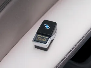 بي إم دبليو تطرح X7 UAE 50th Year للاحتفال باليوم الوطني لدولة الإمارات