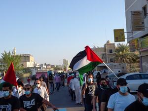 Bahrain steps up clampdown on political dissent, arrests more opposition activists