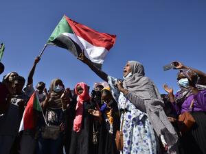 New protests erupt in Sudan against military takeover
