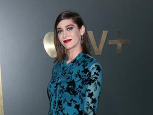 Lizzy Caplan