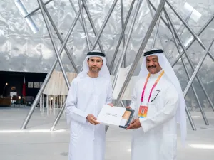 معالي محمد بن هادي الحسيني يواصل جولاته في إكسبو 2020 دبي ويزور جناح مملكة البحرين