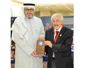 Boursa Kuwait Becomes a Humanitarian Partner of the Kuwait Red Crescent Society 