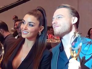 Ayaklı'da Kerem Bürsin ve Hande Erçel DÖRT Ödül Kazandı Gazete Ödül 2021