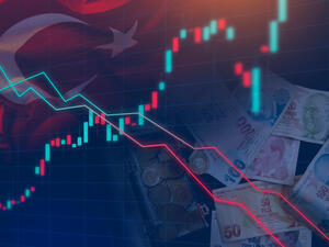 الليرة التركية تتجه إلى مستوى قياسي منخفض جديد 