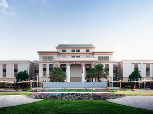 جامعة أبوظبي تحصل للمرة الثانية على الاعتماد من النظام الأوروبي لتطوير الجودة الأكاديمي الرائد عالميًا في مجال تعليم إدارة الأعمال   