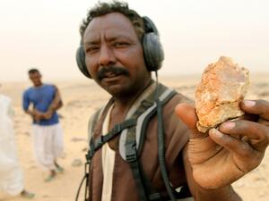 مليونا شخص يبحثون عن الذهب