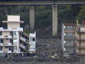 انتشال 4 جثث جديدة من مبنى منهار بإيطاليا