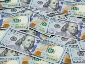 الاقتصاد العالمي سيتجاوز 100 تريليون دولار في 2022