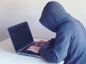تقرير: ثلث الموظفين فقط لا يحتالون على شركاتهم