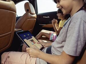 ترتكز ’أونستار‘ على خبرة تزيد عن 25 سنة من الريادة في مجال خدمات السلامة والأمن داخل المركبة، وهي بالتالي تقود الدرب فيما يخصّ السيارات المتصلة. ’جنرال موتورز‘ تطلق ’أونستار‘ في الإمارات وتوفر المجموعة الأوسع من خدمات السلامة والأمن داخل المركبة لصالح السائقين