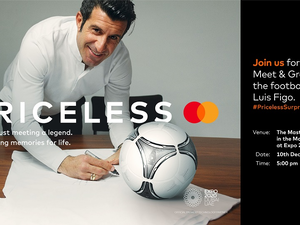 Mastercard Brings Football Legend and the UEFA Champions League Trophy to Expo 2020 Dubai as Part of Its Priceless Surprises