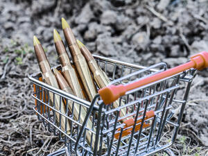 World arms sales hit $531B last year