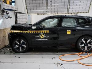 سيارة BMW iX تحصل على تقييم السيارة الأكثر أماناً وفقاً لاختبارات التصادم Euro NCAP