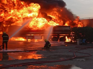 غارات حوثية على الامارات