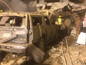 آثار سقوط شظايا اعتراض الصاروخ الباليستي بالمنطقة الصناعية