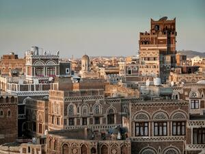 اليمن... في طلعة الشمس ما يغنيك عن زحل!