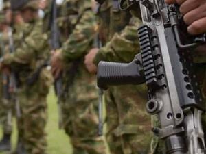 مقتل 20 شخصا في اشتباكات بين مسلحين بكولومبيا