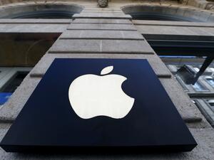 Apple: أوّل شركة في العالم تتخطى قيمتها السوقيّة 3 تريليونات دولار