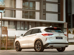 العربية للسيارات تدعوك للانطلاق في 2022 مع إنفينيتي QX50