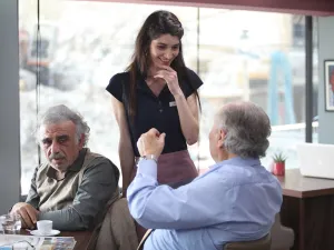 عرض فيلم جود مورنينج في سينما كينو كاميو بسويسرا