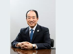 ياسونوري أوجاوا، رئيس شركة «إبسون» على مستوى العالم شراكة بين «إبسون» ودار الأزياء الراقية «برونيلو كوتشينيلي» لتعزيز الاقتصاد الدائري اعتماداً على التكنولوجيا