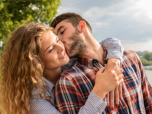 علاقات البوابة: 7 مؤشرات على أن شريكك غير ناضج