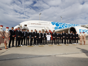  logo Emirates ريال مدريد يصل الرياض على متن "عملاقة" طيران الإمارات بكسوة إكسبو استعداداً لخوض مباراة كأس السوبر الإسباني