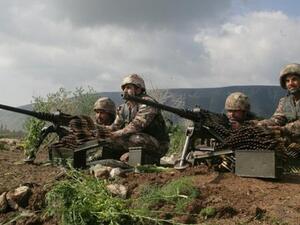 عناصر من الجيش الأردني على الحدود مع سوريا