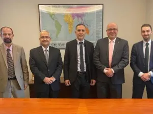 اتفاق تعاون بين كلية "أبوغزاله الجامعية للابتكار" وجامعة فاينل الدولية
