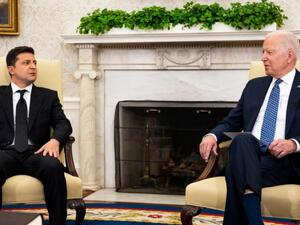 الرئيس الاوكراني وبايدن